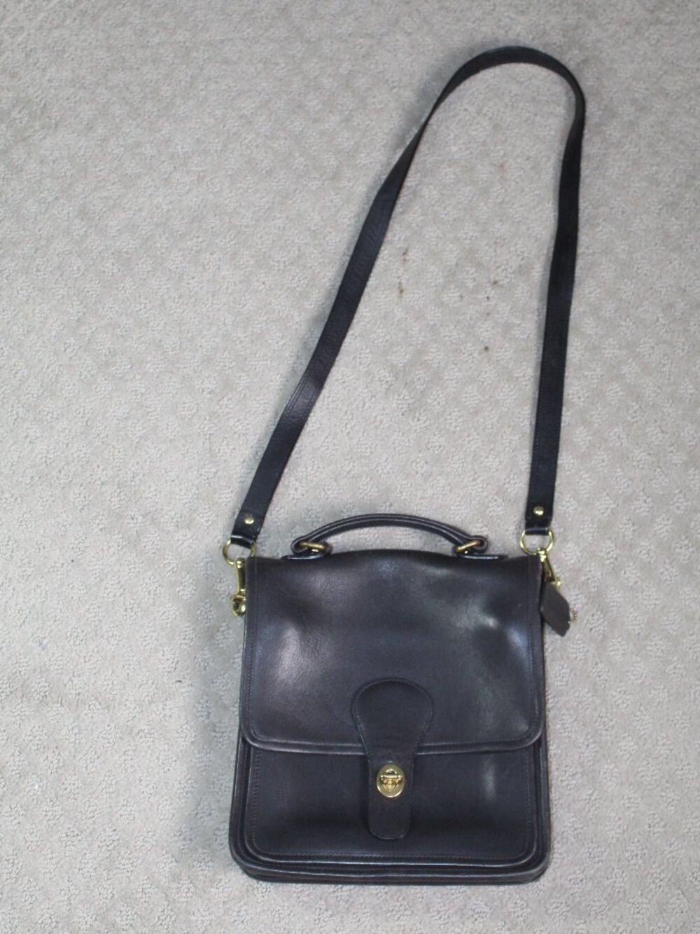 Vtg Coach Black Glove Tanned Leather Station Top Handle Crossbody Bag Brass COA